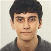 Soy estudiante de Enfermería de segundo curso e imparto clases de Matemáticas, Química, Lengua Castellana/Gallega e Inglés